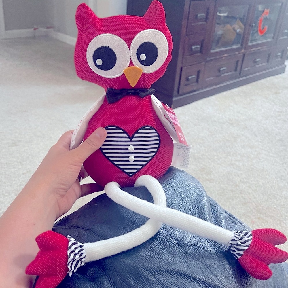 NWT adorable red & pink plush owl table top decor 20” must have